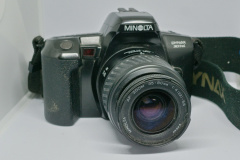 MINOLTA Dynax 303 si